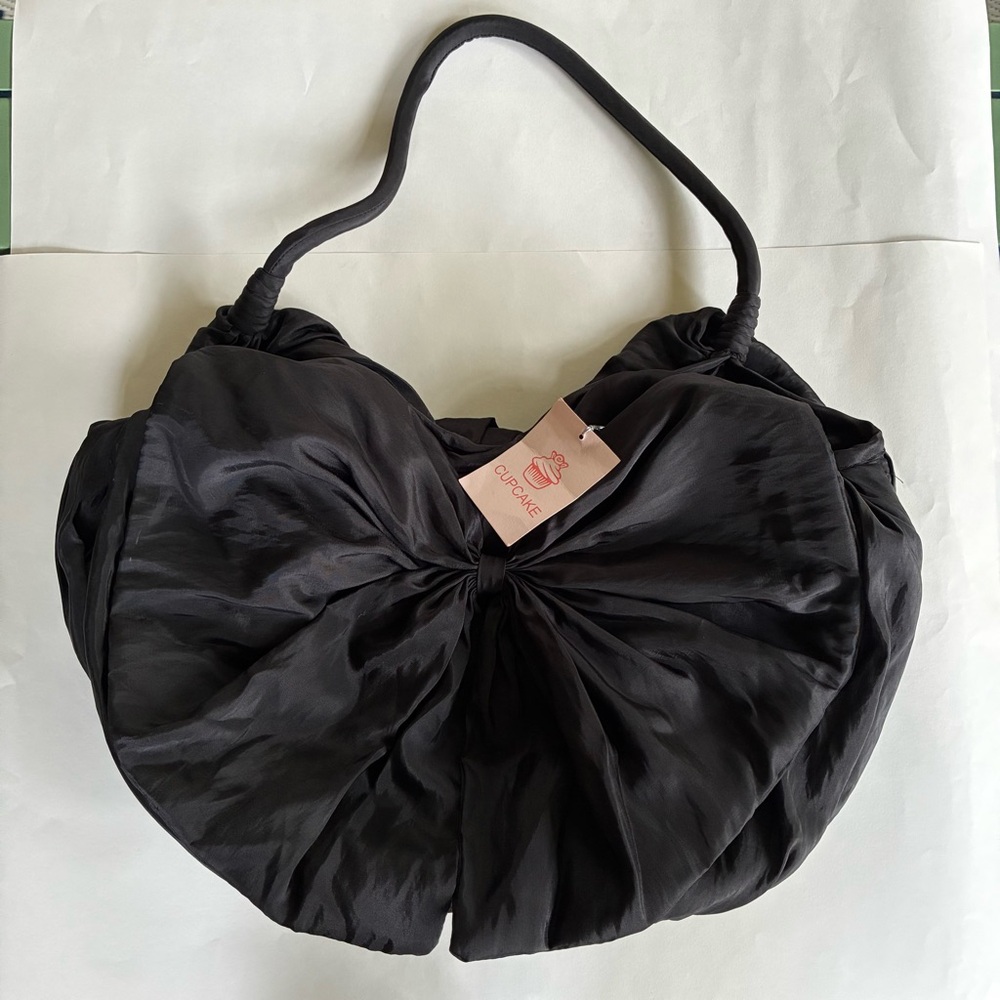 Puffy Big Bow Design Black Shoulder Bag by Cupcake